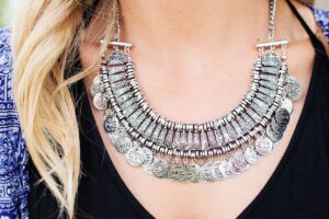 comment nettoyer un collier en argent