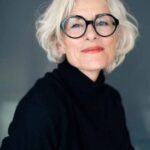 coupe de cheveux femme 60 ans avec lunettes