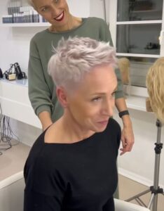 coupe de cheveux rasé femme 50 ans