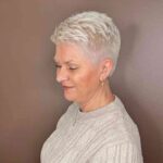 coupe de cheveux court femme 60 ans