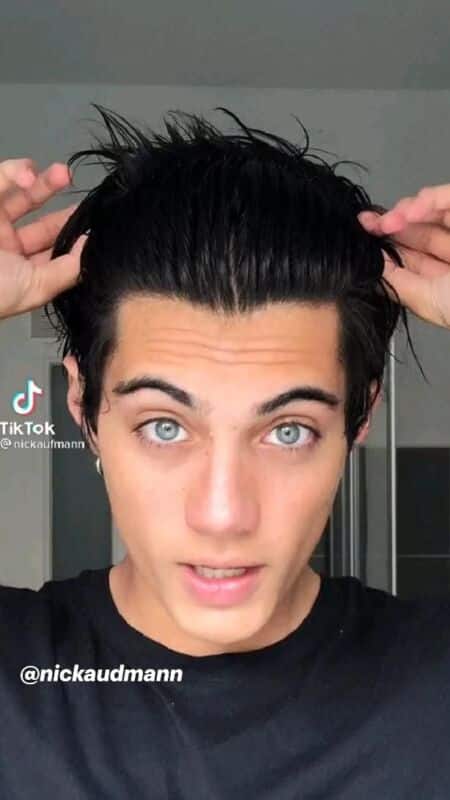 coiffure influenceur homme