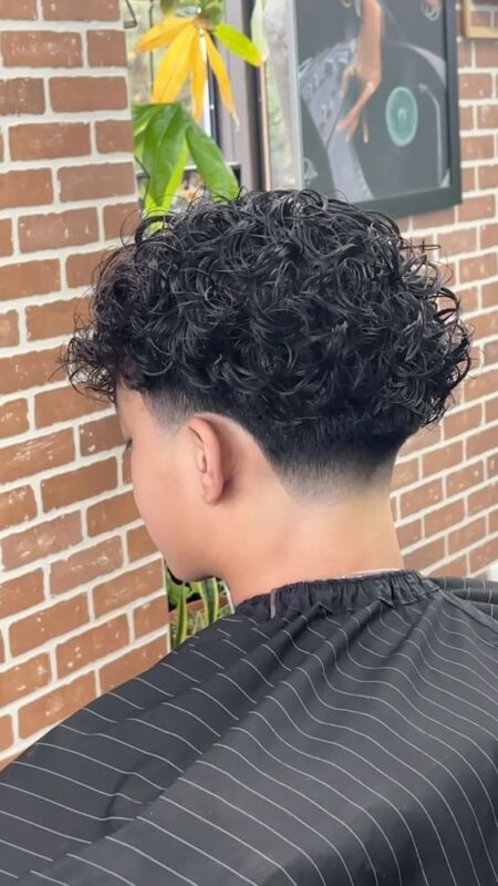coupe de cheveux taper