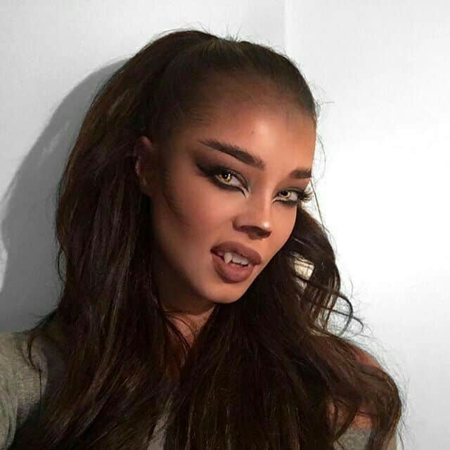 Maquillage loup simple: crée ton look festif étape par étape