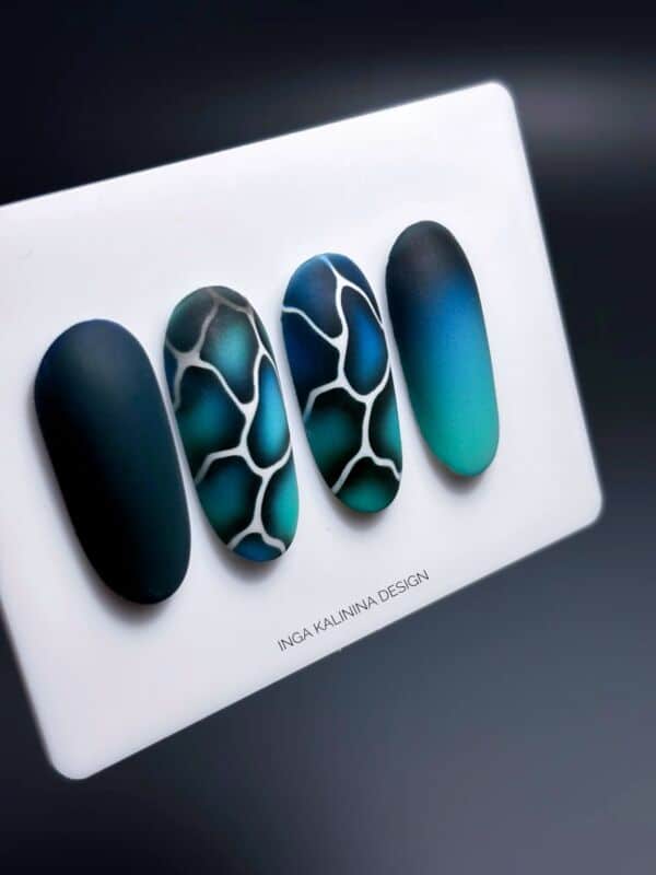 Airbrush Nails
