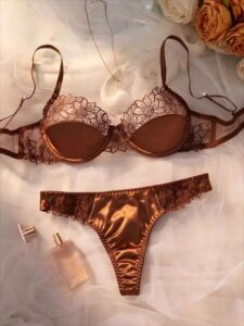 Lingerie de luxe