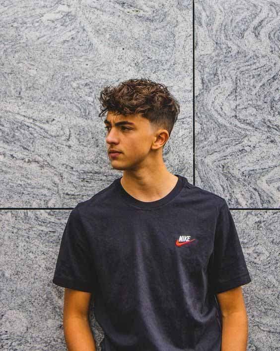 Style moderne coupe casquette